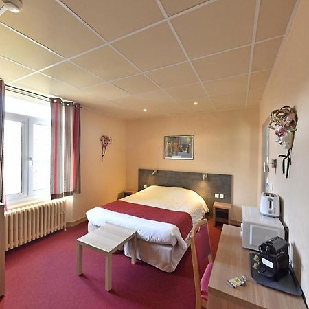 Hostellerie Du Cantal Murat  Exteriör bild