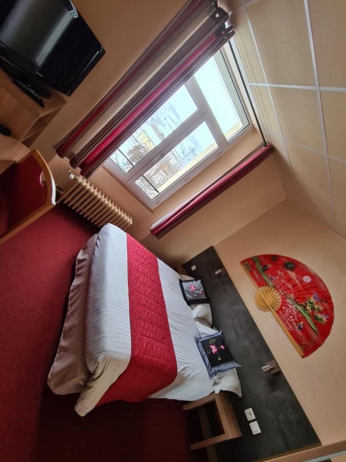 Hostellerie Du Cantal Murat  Exteriör bild